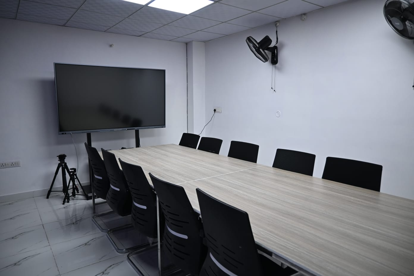 Premium Meeting Room